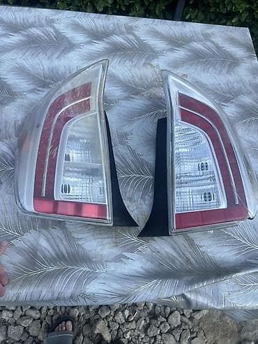 Toyota Prius 30 Restaylinq arxa stopları – cütü 100 AZN Stoplar işlək at lalafo.az Toyota Prius 30 Restaylinq arxa stopları – cütü 100 AZN Stoplar işlək