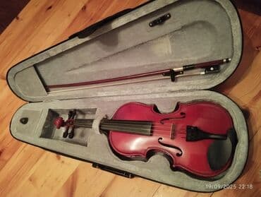 Skripka 🎻 Rəng: bordo/şərab qırmızısı Ölçü: 4/1 Əla vəziyyətdədir lalafo.az -da Skripka 🎻 Rəng: bordo/şərab qırmızısı Ölçü: 4/1 Əla vəziyyətdədir