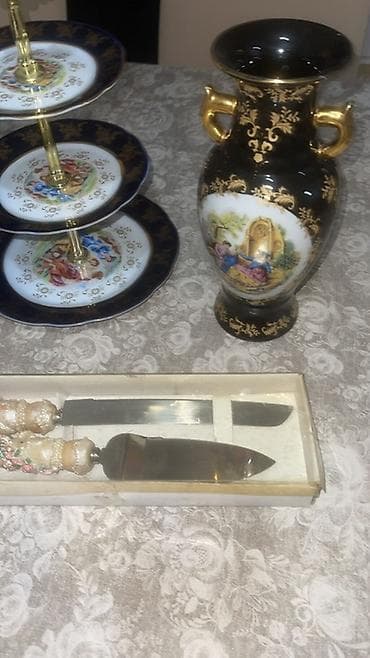 Klassik bəzək əşyaları və servis dəsti - Porcelain 3 mərtəbəli at lalafo.az Klassik bəzək əşyaları və servis dəsti - Porcelain 3 mərtəbəli