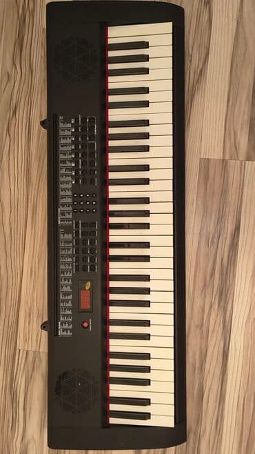 Salam, sintezatırdı. Ona fleşkəni olar qoşmaq, sadə pianino kimi olar lalafo.az -da Salam, sintezatırdı. Ona fleşkəni olar qoşmaq, sadə pianino kimi olar