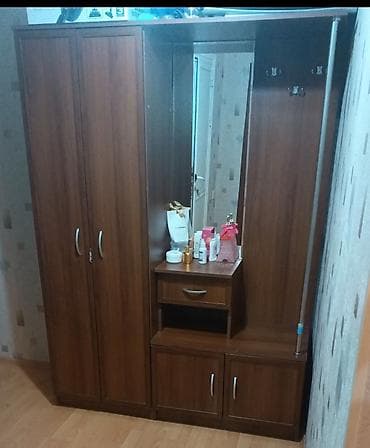 2 qapılı, Qəhvəyi, Açılan, Düz dolab lalafo.az -da 2 qapılı, Qəhvəyi, Açılan, Düz dolab
