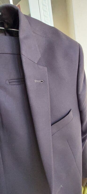 Kastyum. Karicniviy rengde. Razmer 50 lalafo.az -da Kastyum. Karicniviy rengde. Razmer 50