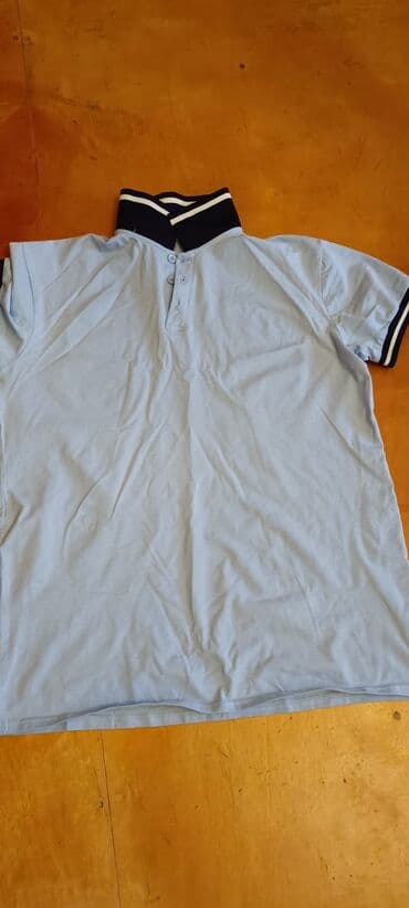 Təzədi 13,14,15 yaşa məktəbli koftası tep təzədi heç geyinmeyib lalafo.az -da Təzədi 13,14,15 yaşa məktəbli koftası tep təzədi heç geyinmeyib