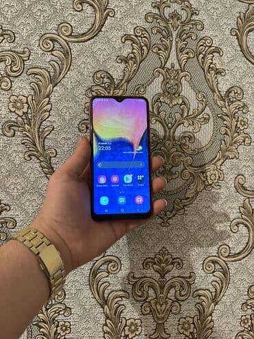 Samsung Galaxy A10, 32 GB, rəng - Qırmızı, İki sim kartlı lalafo.az -da Samsung Galaxy A10, 32 GB, rəng - Qırmızı, İki sim kartlı