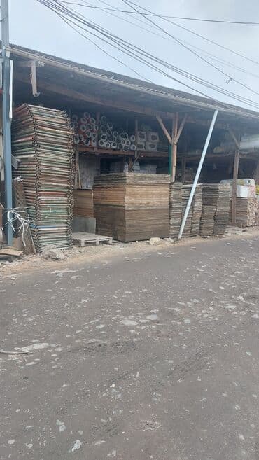 Поддоны: Lesa,dirək,cilovuz,dik və taxtaların icarəsi və satışı at lalafo.az — 1 Поддоны: Lesa,dirək,cilovuz,dik və taxtaların icarəsi və satışı — 1