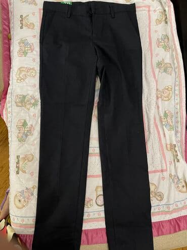 Məktəb şalvarı Benetton 9-10 yaşlı uşağa. Qiyməti 79 manata, endirimlə lalafo.az -da Məktəb şalvarı Benetton 9-10 yaşlı uşağa. Qiyməti 79 manata, endirimlə