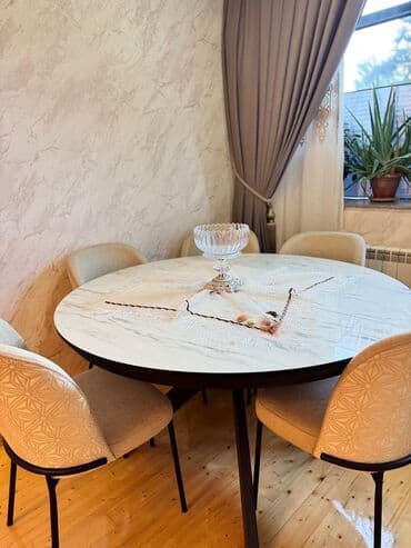 Qonaq otağı üçün, İşlənmiş, Açılan, Yumru masa, 6 stul lalafo.az -da Qonaq otağı üçün, İşlənmiş, Açılan, Yumru masa, 6 stul