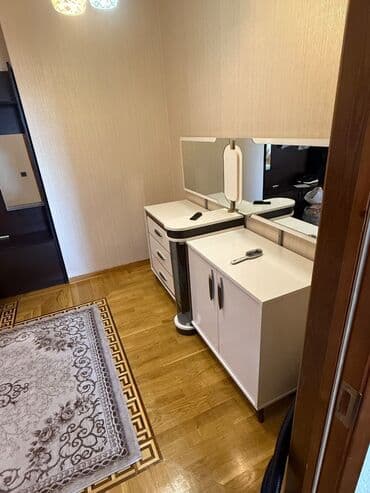 Ev cox ideal evdir her bir şerayiti bar xayiş edirem boş bekar adamlar lalafo.az -da — 4 Ev cox ideal evdir her bir şerayiti bar xayiş edirem boş bekar adamlar — 4