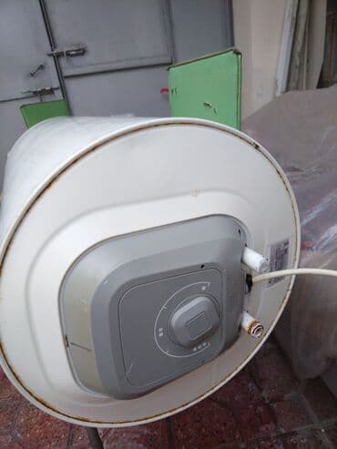 Ariston firması. Çox az işlənib. 100 lt su tutur lalafo.az -da Ariston firması. Çox az işlənib. 100 lt su tutur