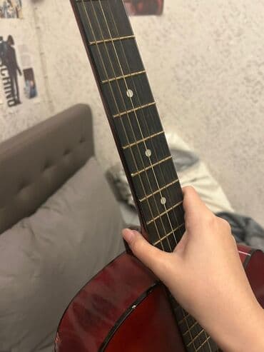 Akkustik gitara – Dielisi brendi, kəsikli (cutaway) korpus dizaynı lalafo.az -da Akkustik gitara – Dielisi brendi, kəsikli (cutaway) korpus dizaynı