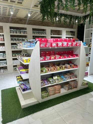 Mağaza mebeli, şkaflar, rəflər, stendlər və kassa stolu. 14’000 manata at lalafo.az — 2 Mağaza mebeli, şkaflar, rəflər, stendlər və kassa stolu. 14’000 manata — 2
