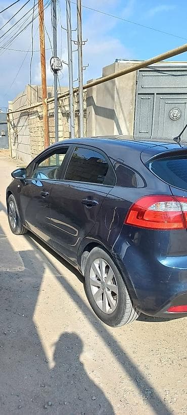 Kia Rio hatchback – EcoDynamics satılır 13500 manat - Kuzov: 5 qapılı lalafo.az -da — 6 Kia Rio hatchback – EcoDynamics satılır 13500 manat - Kuzov: 5 qapılı — 6