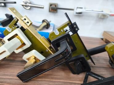 Qapı tutacaqları və daxili qıfıl mexanizmləri dəsti - Müxtəlif dizayn lalafo.az -da Qapı tutacaqları və daxili qıfıl mexanizmləri dəsti - Müxtəlif dizayn