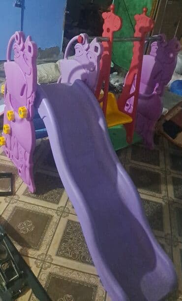 Yeni, Zontiksiz lalafo.az -da Yeni, Zontiksiz