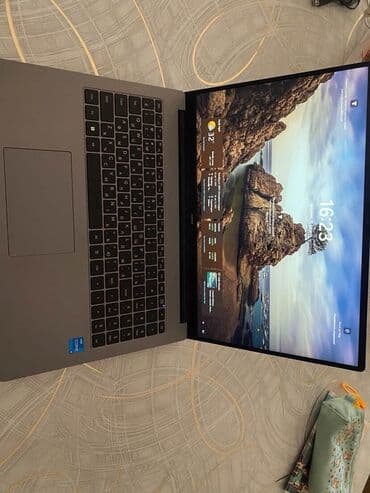 HONOR noutbuk 2024 cü ilde ildə alınmışdır (alınma sənədə qiyməti lalafo.az -da HONOR noutbuk 2024 cü ilde ildə alınmışdır (alınma sənədə qiyməti