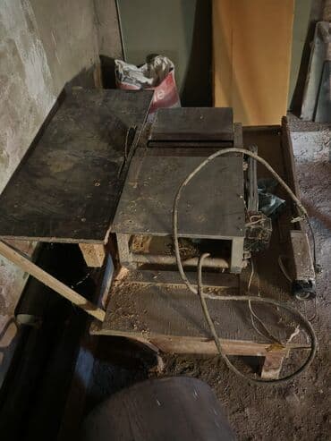 Qayçılar: Ağac emalı üçün stolüstü dairəvi mişar (disk mişar) Təsvir: - Metal lalafo.az -da — 2 Qayçılar: Ağac emalı üçün stolüstü dairəvi mişar (disk mişar) Təsvir: - Metal — 2