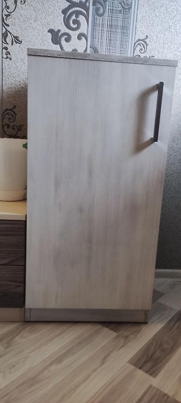 Dolab yeni alınıb. Tumba, komod. Köçlə əlaqədar olaraq satılır Ölçüsü at lalafo.az Dolab yeni alınıb. Tumba, komod. Köçlə əlaqədar olaraq satılır Ölçüsü