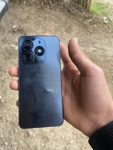 Smartfon – arxa tərəfində üçlü kamera modullu, LED flaşlı model - lalafo.az -da Smartfon – arxa tərəfində üçlü kamera modullu, LED flaşlı model -