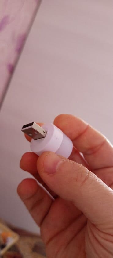 Elektrik şitləri: USB mini gecə lampası / LED işıq - Kompakt silindrik korpusda USB-A lalafo.az -da — 1 Elektrik şitləri: USB mini gecə lampası / LED işıq - Kompakt silindrik korpusda USB-A — 1