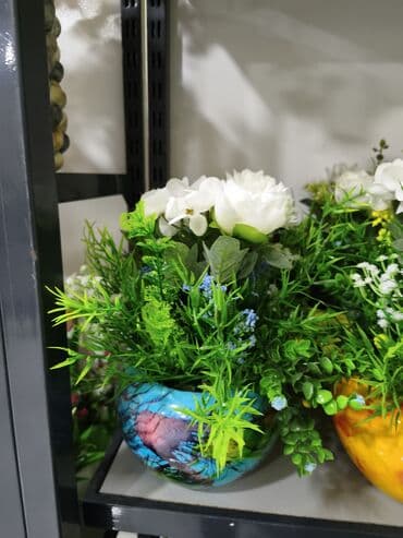 Süni dekorativ gül kompozisiyası - Kompozisiya: ağ güllər və müxtəlif lalafo.az -da Süni dekorativ gül kompozisiyası - Kompozisiya: ağ güllər və müxtəlif