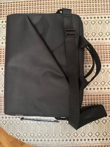 RIVACASE 8720 Grey – noutbuk üçün çiyin çantası. Yenidir. - Brend lalafo.az -da RIVACASE 8720 Grey – noutbuk üçün çiyin çantası. Yenidir. - Brend