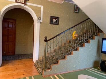 Şəhər içində iki mərtəbəli fərdi evin geniş və işıqlı interyeri. - lalafo.az -da Şəhər içində iki mərtəbəli fərdi evin geniş və işıqlı interyeri. -