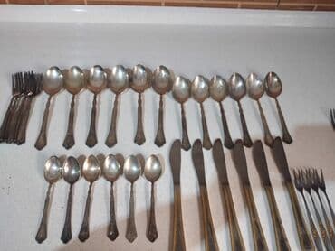 Sovetin qədim melixor dəst qaşəqları hərəsinin öz qiyməti var lalafo.az -da Sovetin qədim melixor dəst qaşəqları hərəsinin öz qiyməti var