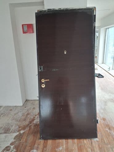 Mənzil üçün İşlənmiş Giriş qapısı Çərçivə ilə, Ödənişli quraşdırma, Ünvandan götürmə lalafo.az -da Mənzil üçün İşlənmiş Giriş qapısı Çərçivə ilə, Ödənişli quraşdırma, Ünvandan götürmə