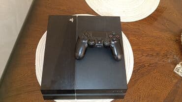 Sony PlayStation 4 (PS4) konsolu + 1 ədəd DualShock 4 pultu lalafo.az -da Sony PlayStation 4 (PS4) konsolu + 1 ədəd DualShock 4 pultu
