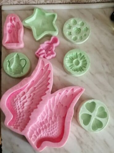 Gips forma şamdan forma ücün qelbler, işledenler bilir. Qiymet lalafo.az -da Gips forma şamdan forma ücün qelbler, işledenler bilir. Qiymet