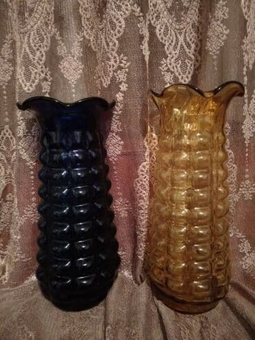Вазы для цветов. 60-х годов. Одна штука 30 манат lalafo.az -da Вазы для цветов. 60-х годов. Одна штука 30 манат
