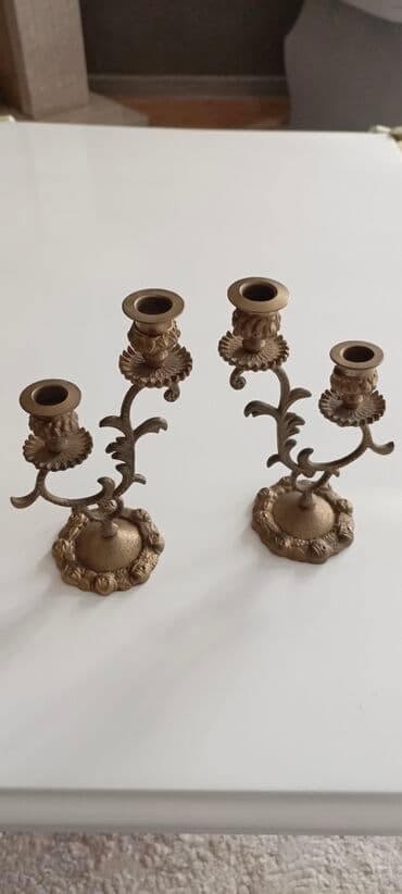 Bir cüt gözəl şamdan.Bronza,bürünc.20-ci əsrin ortaları.Hündürlük 21 lalafo.az -da Bir cüt gözəl şamdan.Bronza,bürünc.20-ci əsrin ortaları.Hündürlük 21