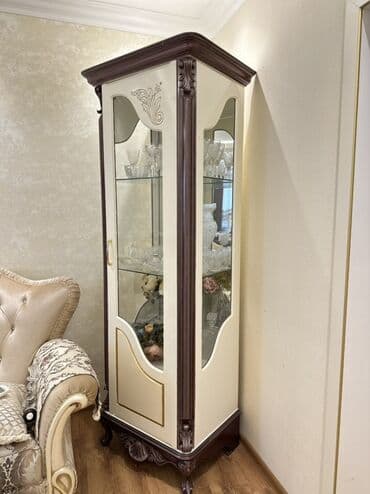 Şüşəli dolab vitrini lalafo.az -da Şüşəli dolab vitrini