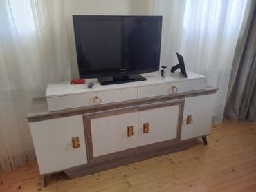 Komod 150 azn. Demek olar ki, tezedir. Cemi 5 ay istifade edilib lalafo.az -da Komod 150 azn. Demek olar ki, tezedir. Cemi 5 ay istifade edilib