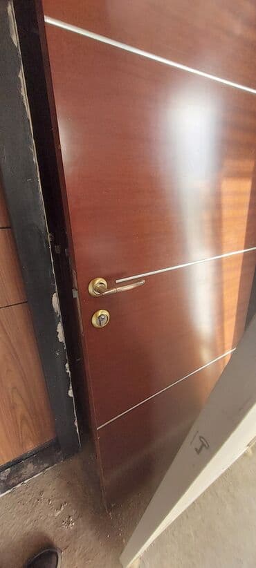 Mokemliyine cox mokem agir qapidi 8 eded var cercie nalicnik var lalafo.az -da Mokemliyine cox mokem agir qapidi 8 eded var cercie nalicnik var