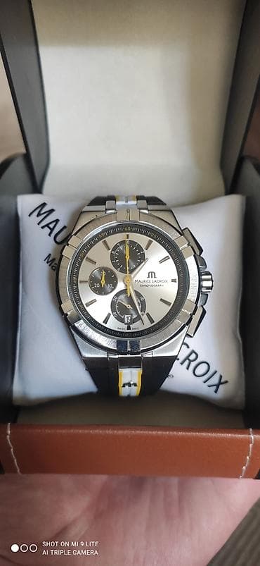 Yeni, Qol saatı, rəng - Qırmızı lalafo.az -da Yeni, Qol saatı, rəng - Qırmızı