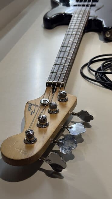 Бас-гитары: İnvasion brendi Jazz Bass (elektro bass) İki pikap sistemi: 1. Boyun at lalafo.az — 5 Бас-гитары: İnvasion brendi Jazz Bass (elektro bass) İki pikap sistemi: 1. Boyun — 5