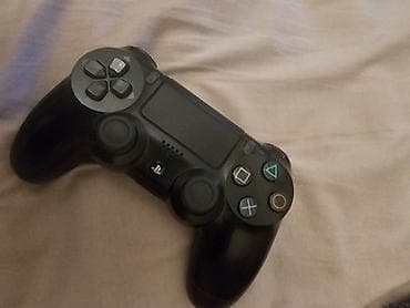 Sony DualShock 4 (PS4) simsiz oyun idarəetmə pultu – qara rəng lalafo.az -da Sony DualShock 4 (PS4) simsiz oyun idarəetmə pultu – qara rəng
