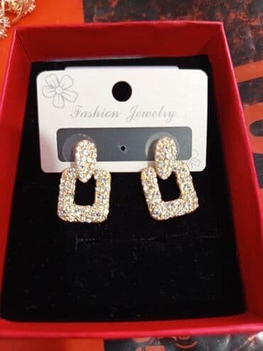 Sırğa lalafo.az -da Sırğa