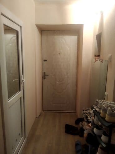 Neftçilər metrosuna 5 dəqiqəlik məsafədə ev satılır(2 ev)1 otaq 3-ə lalafo.az -da Neftçilər metrosuna 5 dəqiqəlik məsafədə ev satılır(2 ev)1 otaq 3-ə