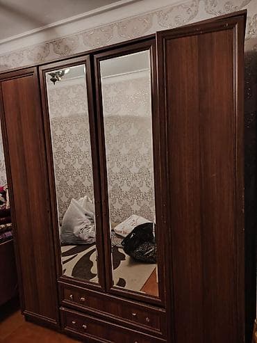 Endirim olundu 4 qapili dolab satilir 120azn.Rucaklari tezesi ile lalafo.az -da Endirim olundu 4 qapili dolab satilir 120azn.Rucaklari tezesi ile