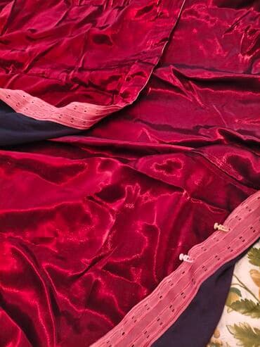 Yeni, Satin Pərdə, rəng - Qırmızı, Ünvandan götürmə lalafo.az -da Yeni, Satin Pərdə, rəng - Qırmızı, Ünvandan götürmə