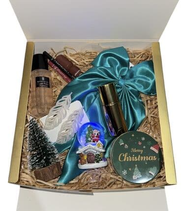 Hədiyyə qutusu. 31 dekabr - Bir günlük kampaniya!!! 40 manat yox 27!!! lalafo.az -da Hədiyyə qutusu. 31 dekabr - Bir günlük kampaniya!!! 40 manat yox 27!!!