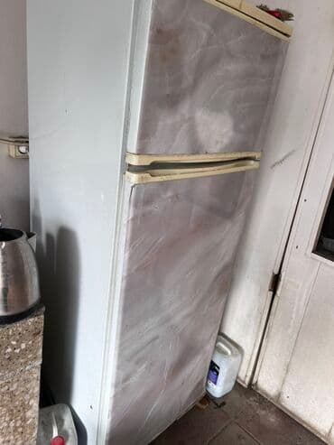 İki qapılı soyuducu - Üst kamera – dondurucu bölmə, alt kamera – əsas lalafo.az -da İki qapılı soyuducu - Üst kamera – dondurucu bölmə, alt kamera – əsas