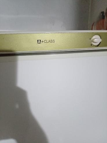 İki qapılı soyuducu – A+ Class enerji səmərəliliyi - Üst bölmə at lalafo.az İki qapılı soyuducu – A+ Class enerji səmərəliliyi - Üst bölmə