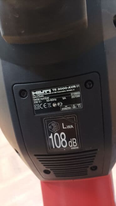 Напольные покрытия: --Hilti TE 3000-AVR betonqıran-- Model: Hilti TE 3000-AVR Güc: 2070 W at lalafo.az — 2 Напольные покрытия: --Hilti TE 3000-AVR betonqıran-- Model: Hilti TE 3000-AVR Güc: 2070 W — 2