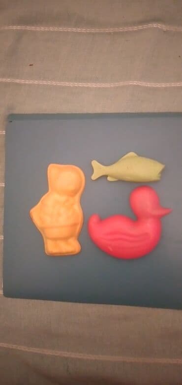 Набор фигурных формочек для игры в песочнице. Пласмассовые игрушки из lalafo.az -da Набор фигурных формочек для игры в песочнице. Пласмассовые игрушки из