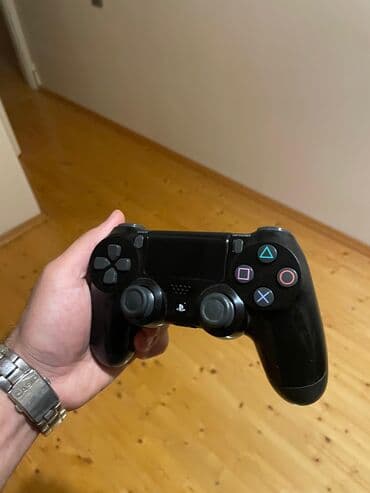 Playstation 4 Pult Orginal 1 ədədi 45 azn lalafo.az -da Playstation 4 Pult Orginal 1 ədədi 45 azn