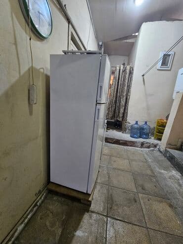 Сепараторы: Б/у 2 двери Schaub Lorenz Холодильник Продажа, цвет - Белый at lalafo.az — 6 Сепараторы: Б/у 2 двери Schaub Lorenz Холодильник Продажа, цвет - Белый — 6