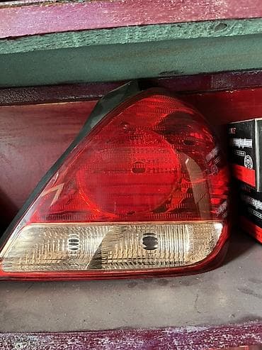 Arxa sağ/sol stop işığı – hatchback/sedan tipli avtomobillər üçün. - lalafo.az -da Arxa sağ/sol stop işığı – hatchback/sedan tipli avtomobillər üçün. -